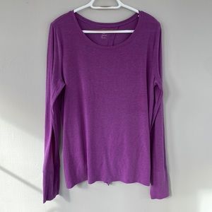 GapFit long sleeve open back tee